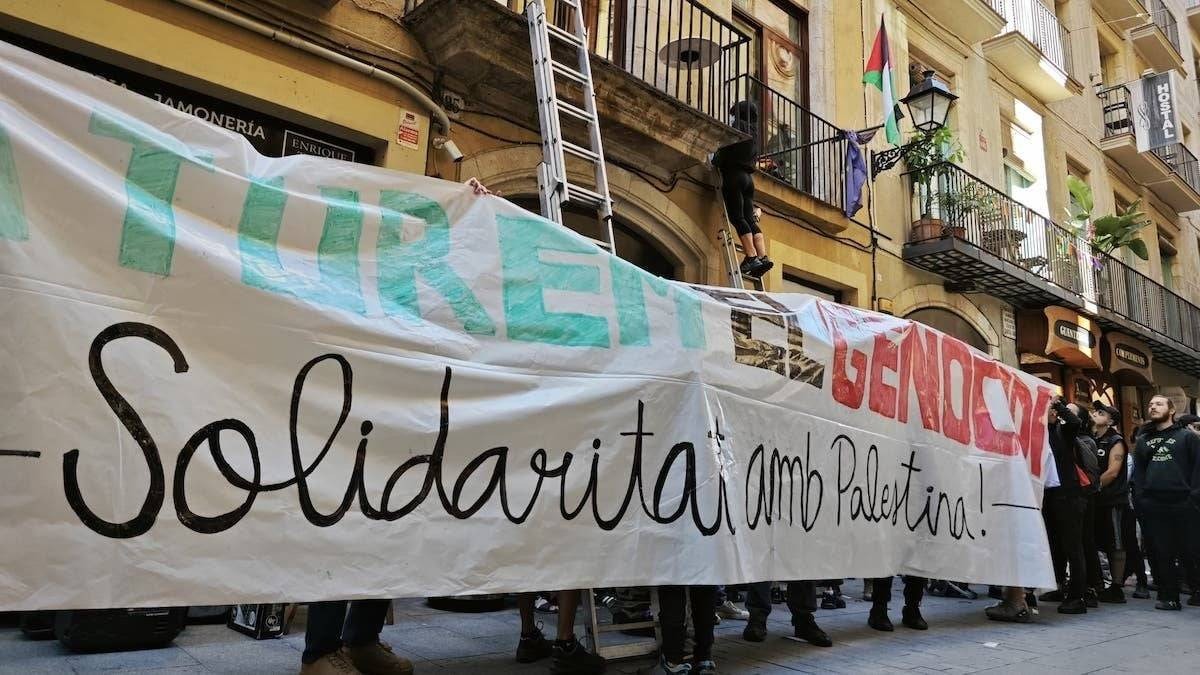 Detinguts 4 militants del moviment per l’habitatge de Barcelona per una acció en solidaritat amb Palestina