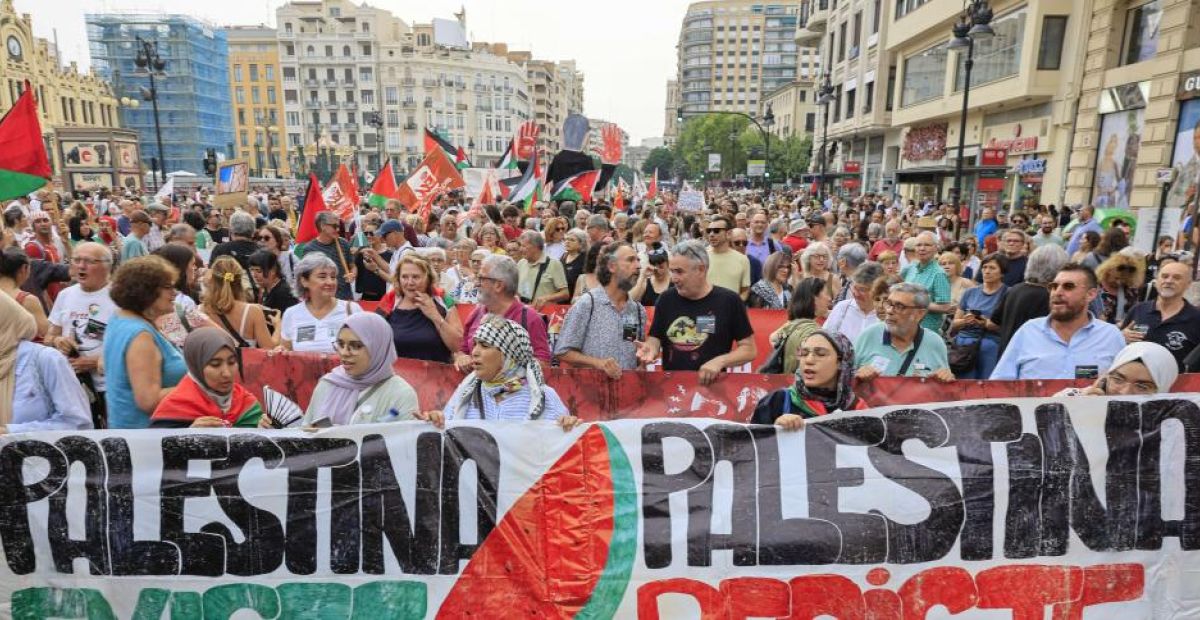 Manifestacions multitudinàries al País Valencià contra el genocidi a Palestina